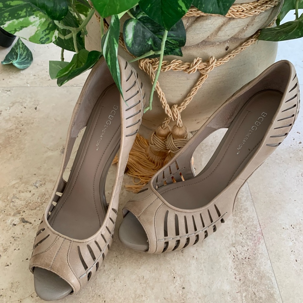 High heels sandal